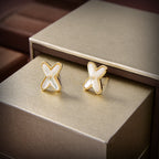 Dream JEUX DE WHITE MOP GOLD DIAMOND EARRINGS