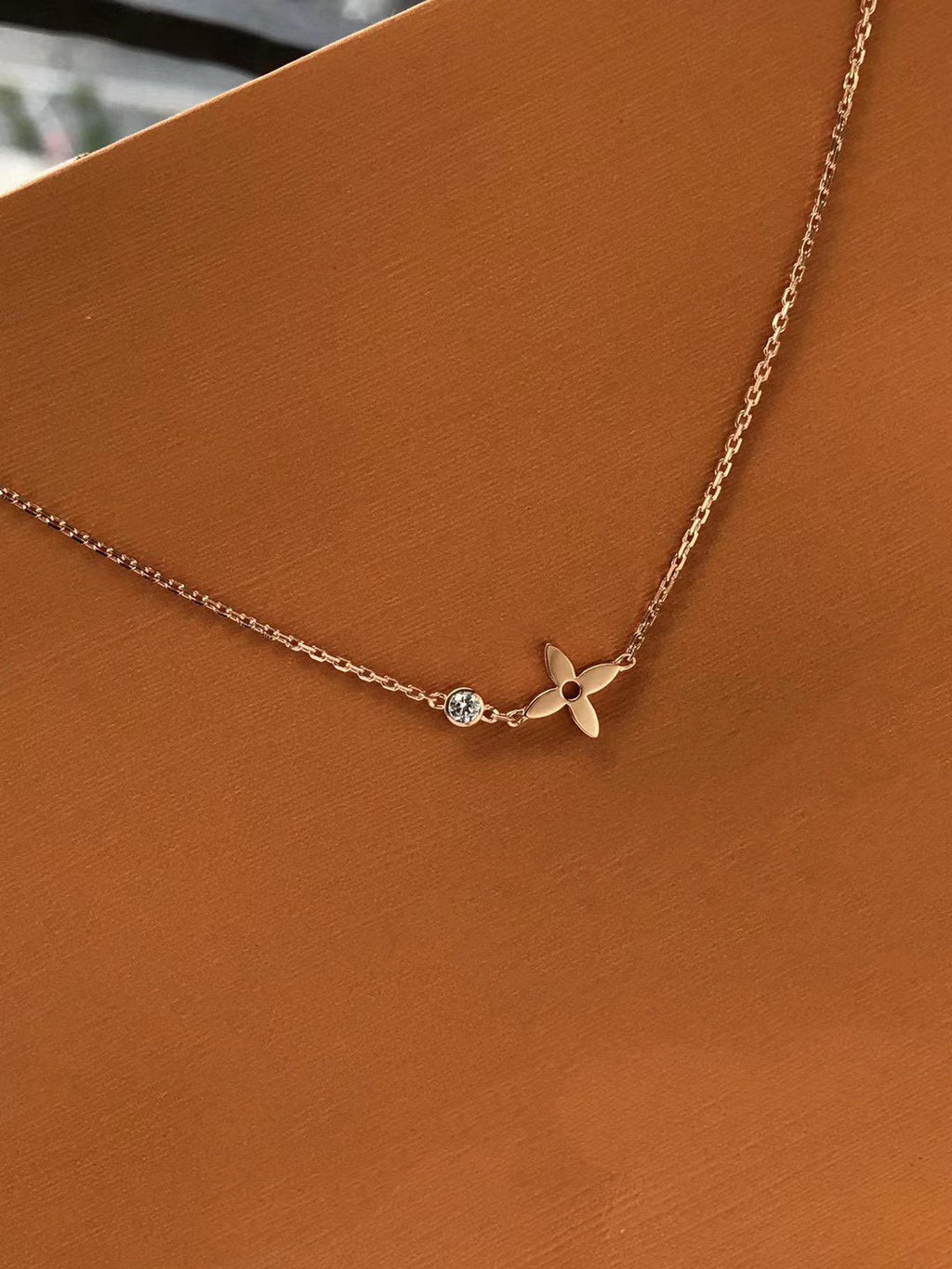 Dream BLOSSOM PENDANT PINK GOLD AND DIAMOND