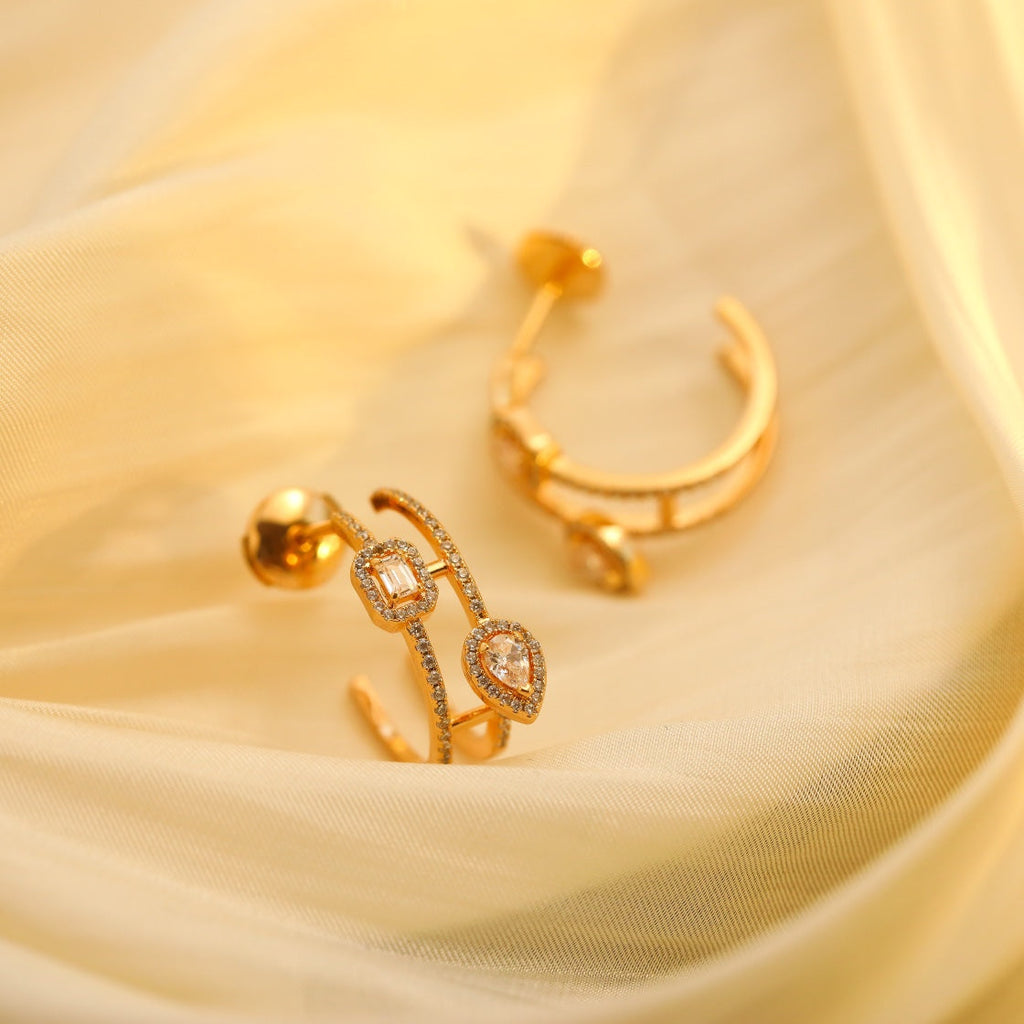 {
  "Dream": "CREOLES MY TWIN 2連 シルバーダイヤモンドピアス"
}