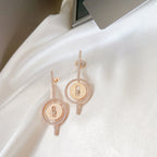 [Dream]LUCKY MOVE PFEIL-OHRRINGE AUS ROSÉGOLD MIT DIAMANTEN