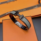 TRAUM CLIC HM SO SCHWARZ GRAUES ARMBAND
