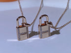 Dream HM ADVANCED NICHE LOCK HEAD NECKLACE DIAMONDS