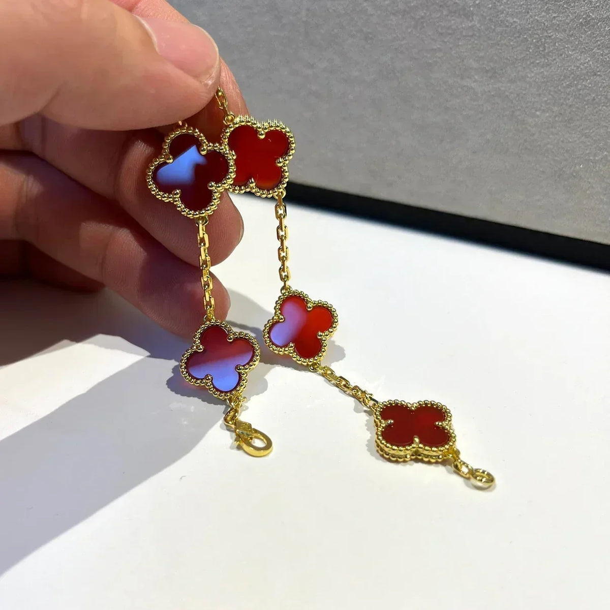 [Dream ]New  CLOVER 5 MOTIF RED CORNELIAN BRACELET COLLECTION