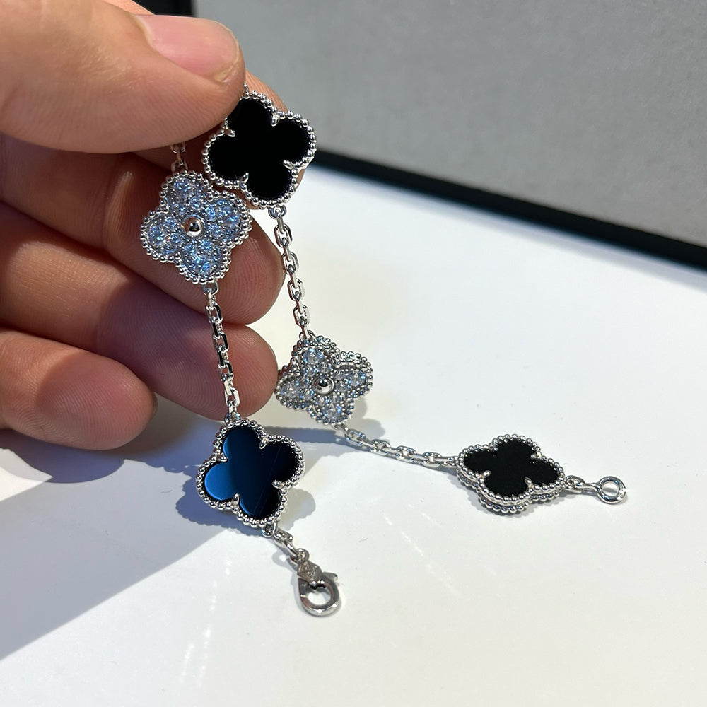 [Dream ]New CLOVER 5 MOTIF ONYXS BRACELET COLLECTION