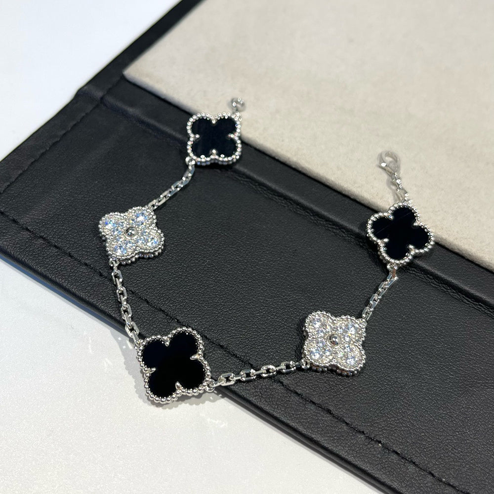 [Dream ]New CLOVER 5 MOTIF ONYXS BRACELET COLLECTION