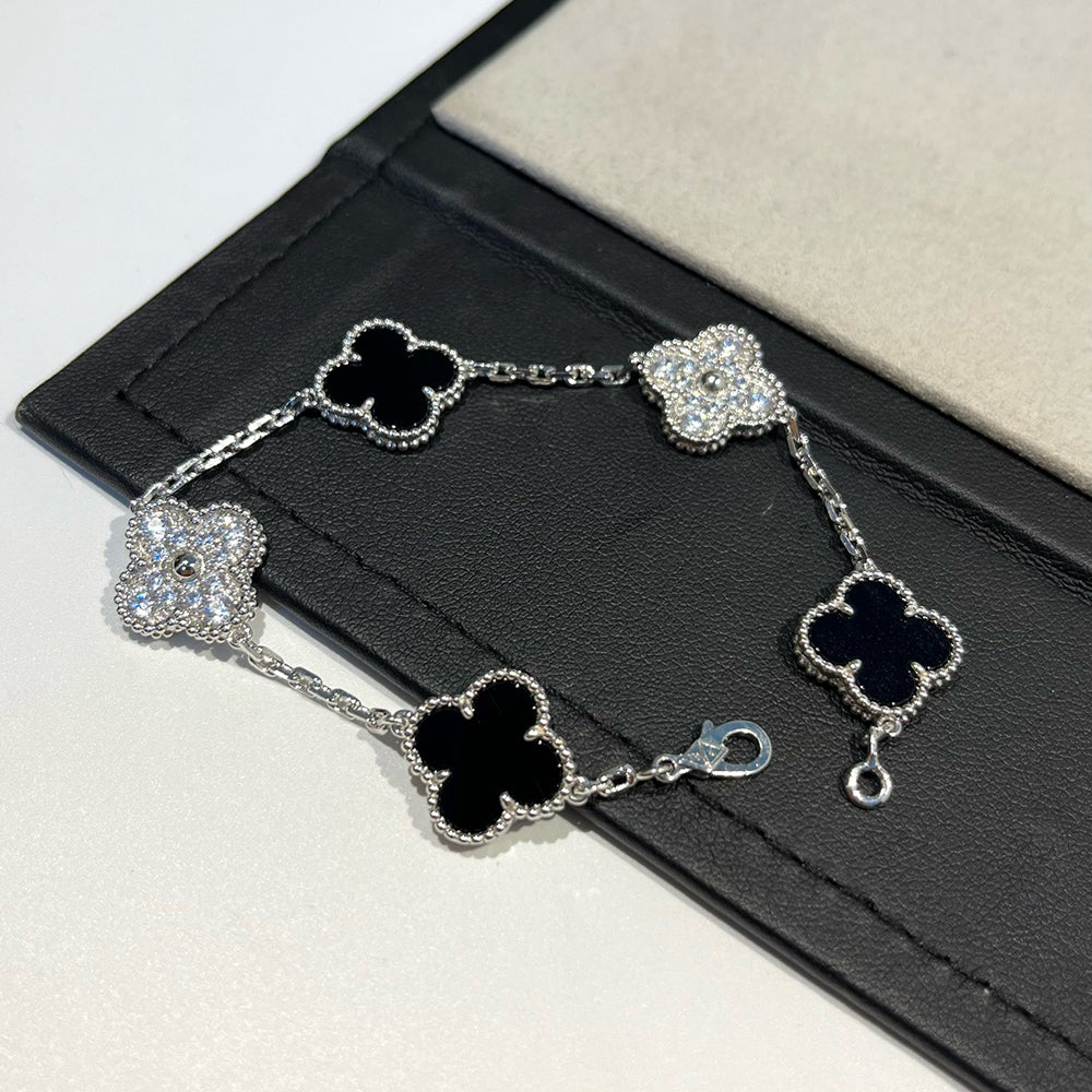 [Dream ]New CLOVER 5 MOTIF ONYXS BRACELET COLLECTION