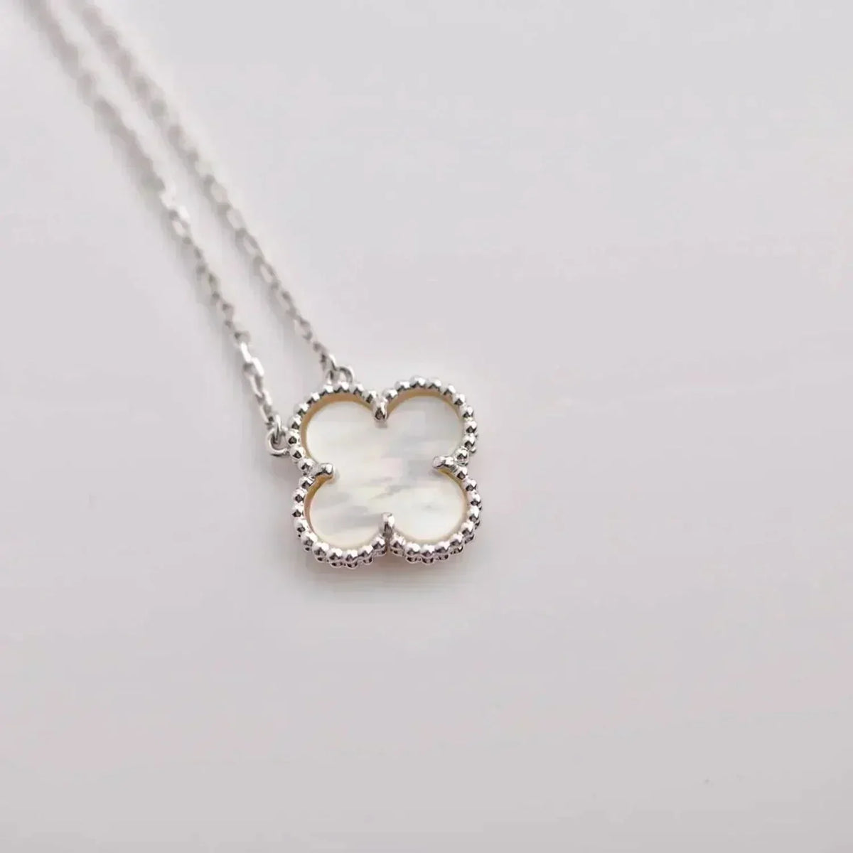 Dream CLOVER  15MM WHITE MOTHER-OF-PEARL SILVER
