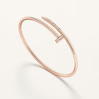 {
  "Dream ": "ジュスト アン クル ブレスレット 2.5mm ダイヤモンド 新品"
}