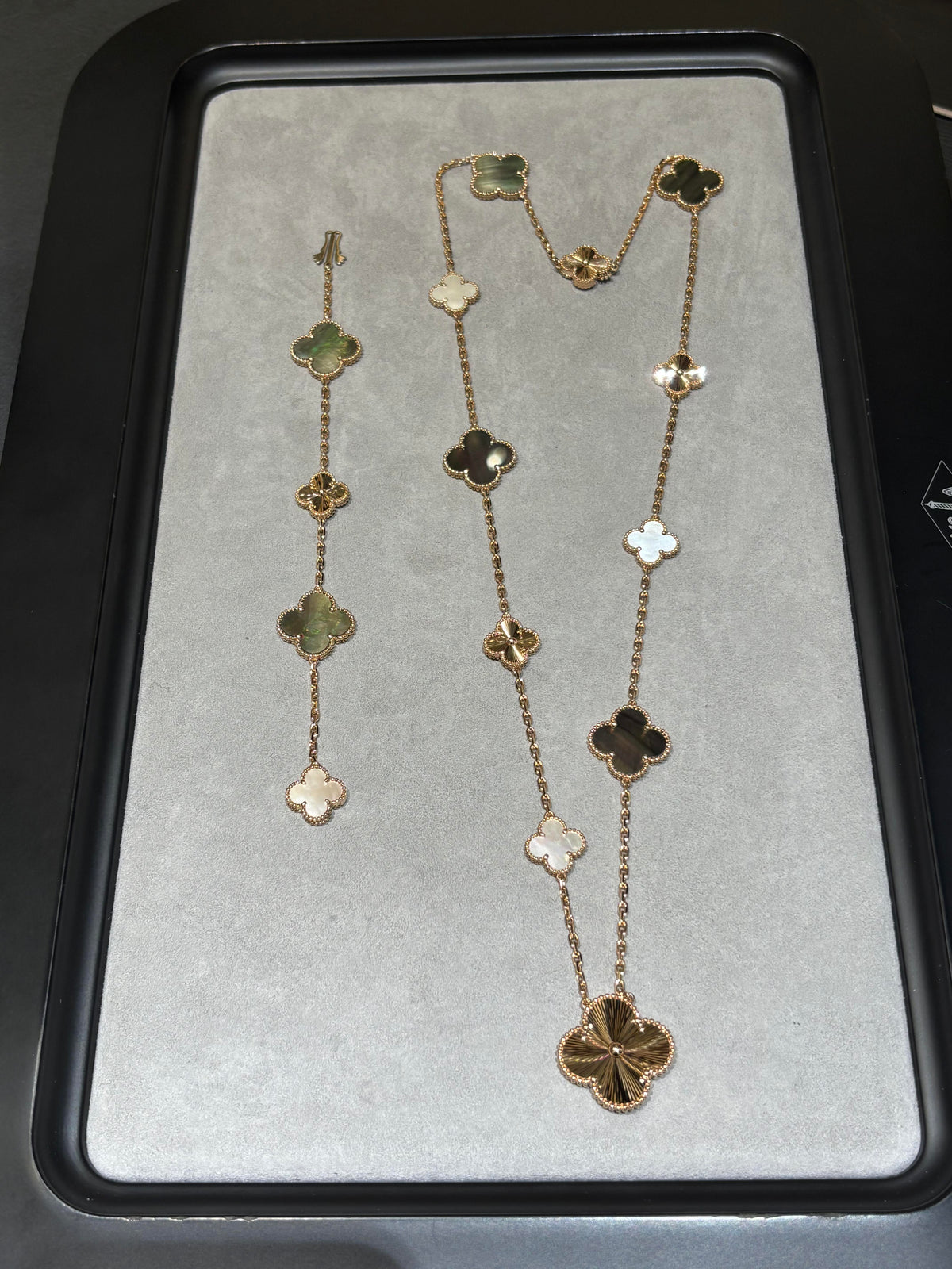 [Dream ] 25 NEW CLOVER 15 MOTIFS GRAY MOTHER-OF-PEARL