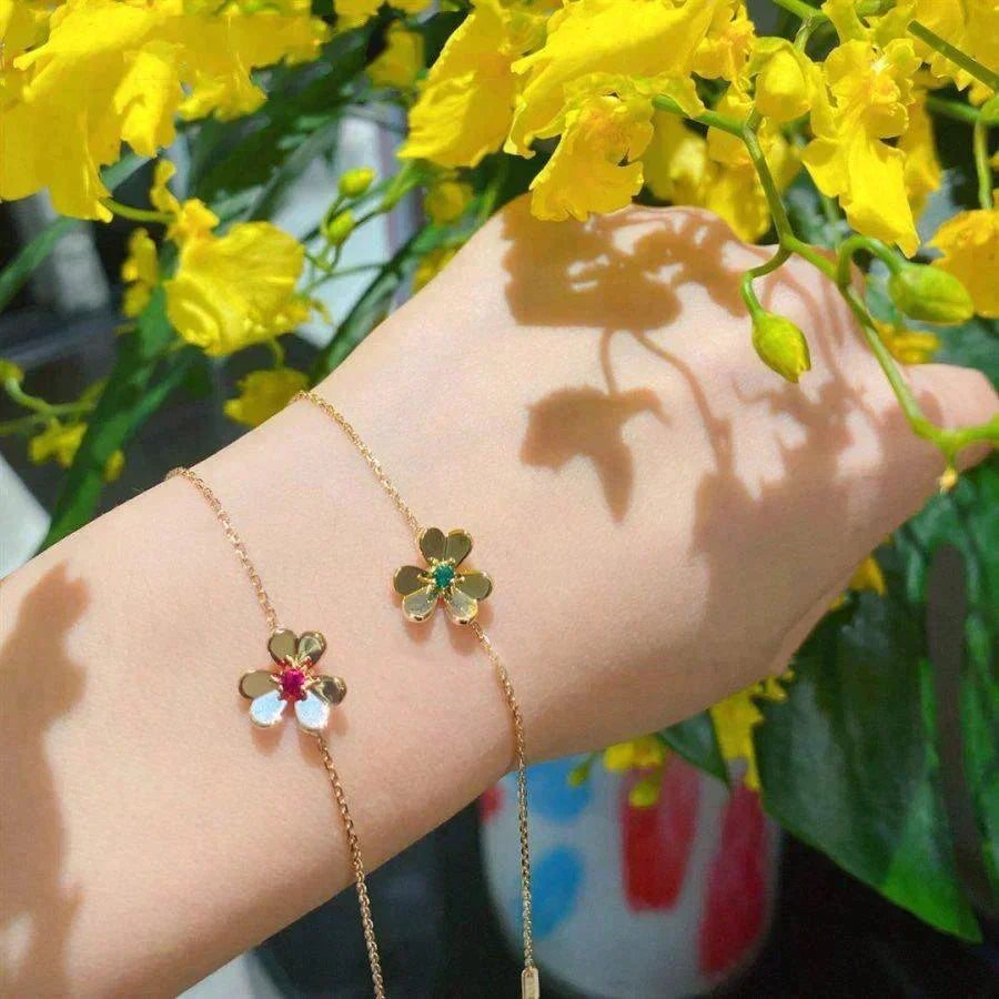 Dream FRIVOLE GOLD FLOWER PINK MALACHITE BRACELET