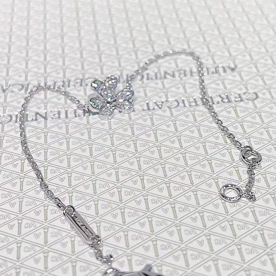 Dream FRIVOLE SILVER FLOWER DIAMOND BRACELET