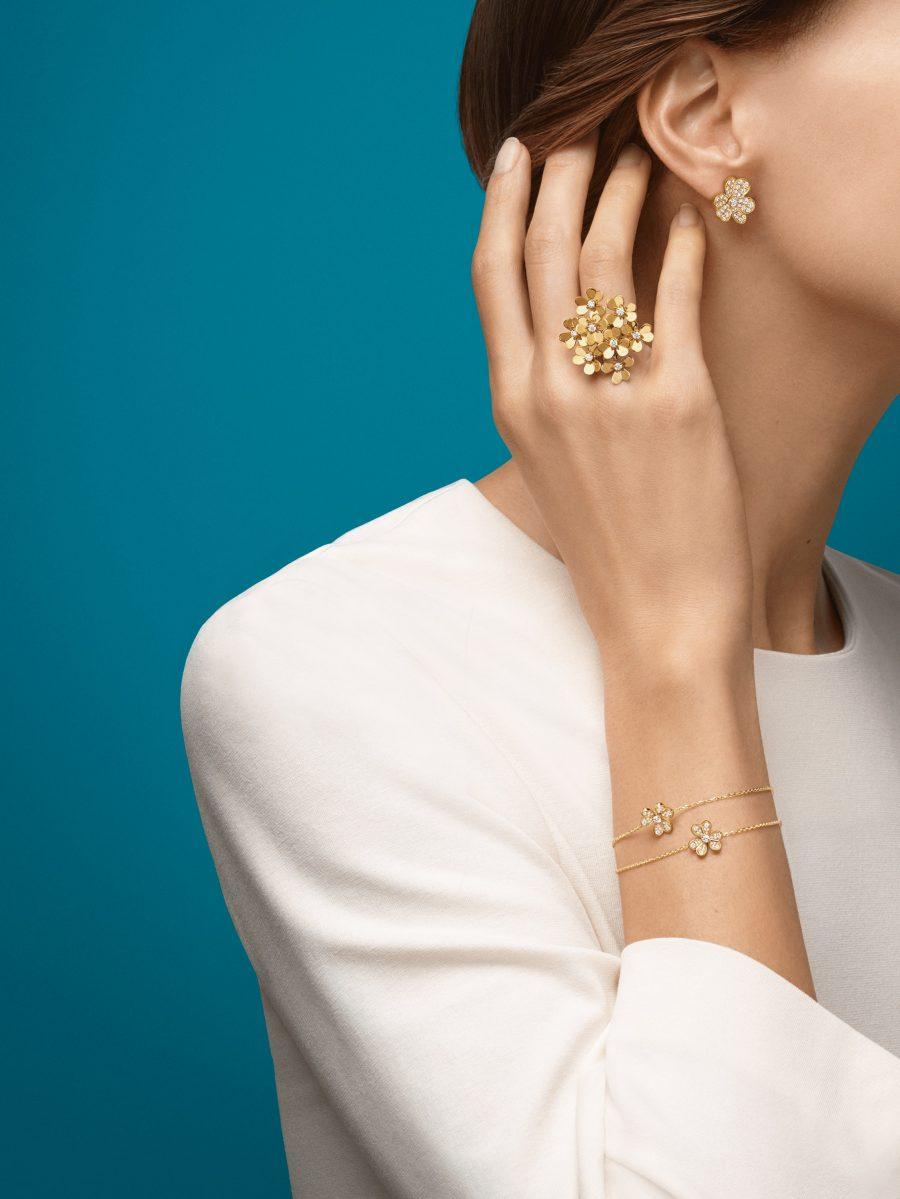 Dream FRIVOLE GOLD FLOWER DIAMOND EARRINGS