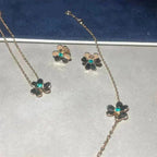 Dream FRIVOLE  FLOWER MALACHITE EARRINGS