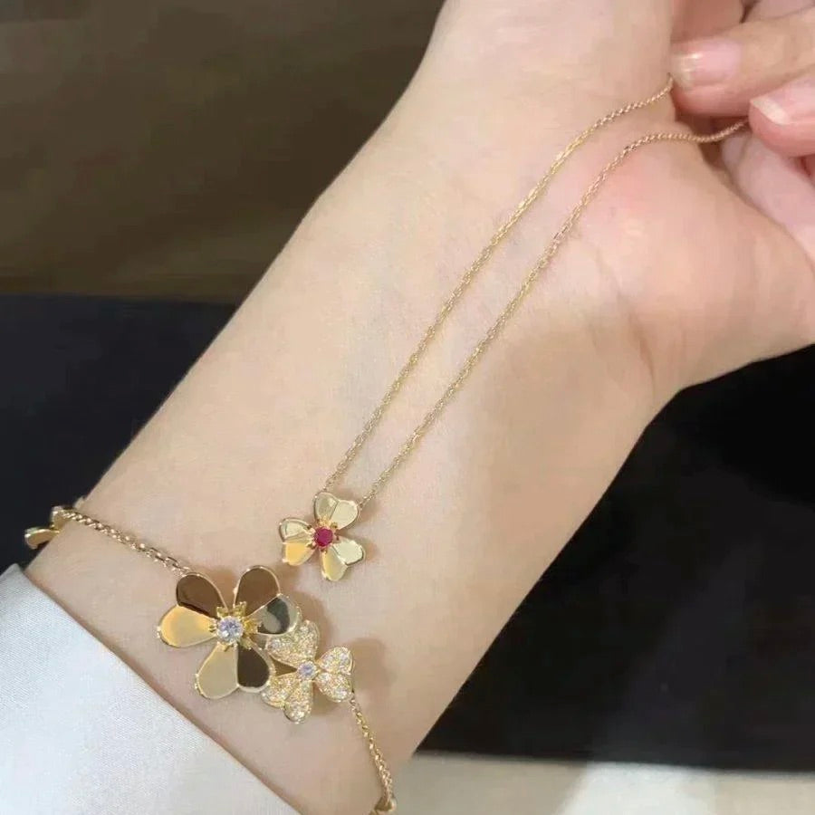 Dream FRIVOLE GOLD FLOWER NECKLACE