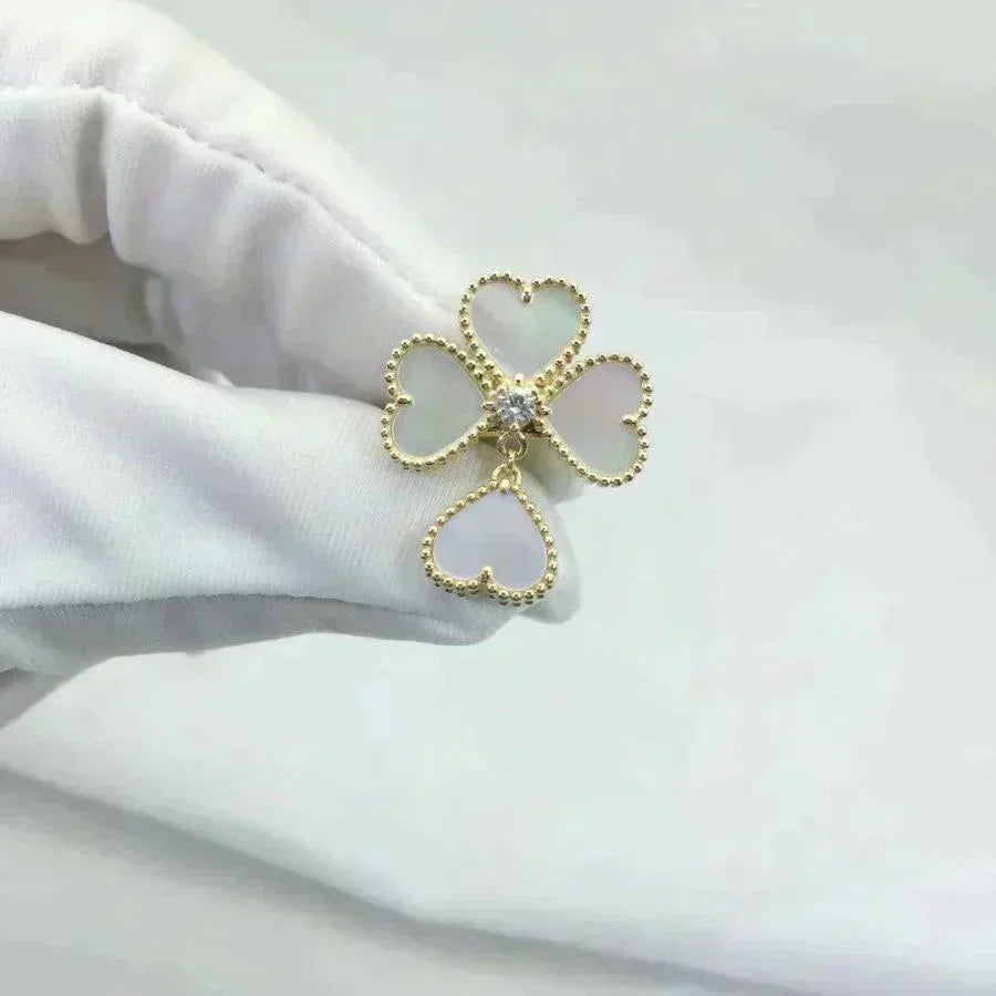 Dream SWEET CLOVER WHITE MOP RING