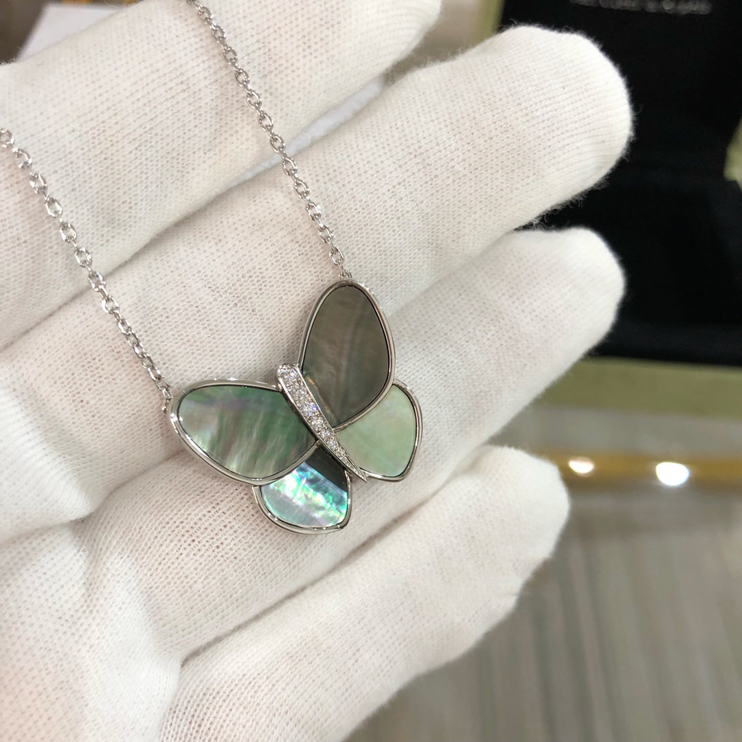 Dream LARGE BUTTERFLY SILVER PENDANT DIAMOND NECKLACE