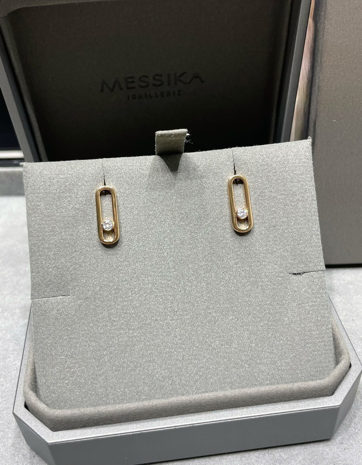 [Dream]MOVE UNO SMALL 1 DIAMOND EARRINGS