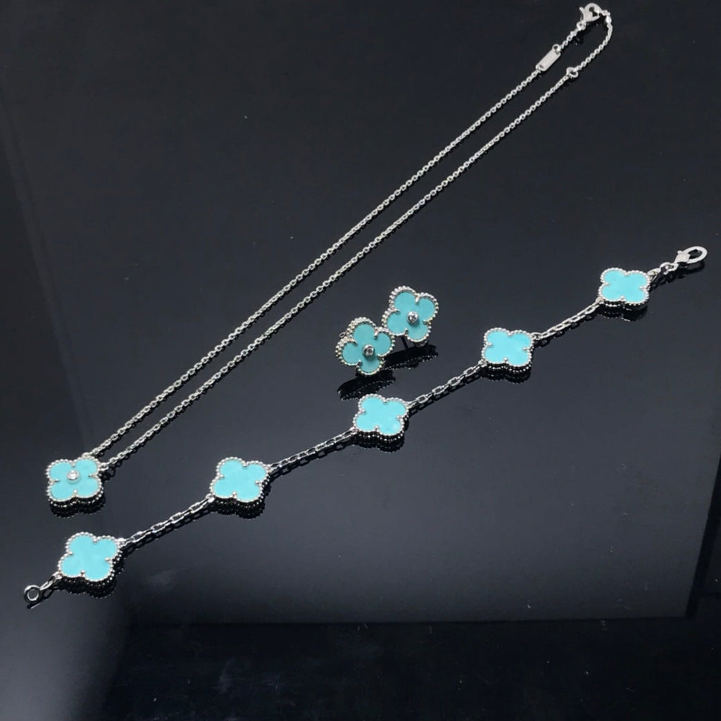 Dream CLOVER 1 DIAMOND BLUE SKY SILVER EARRINGS