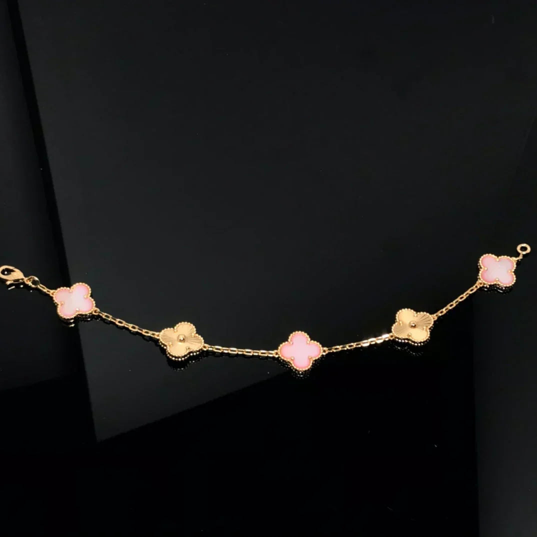 [Dream ]Neue CLOVER 5 MOTIVE ARMBAND-KOLLEKTION AUS ROSA PERLMUTT