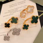 Dream CLOVER BETWEEN THE FINGER RING